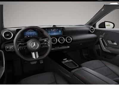 Mercedes 180 (2026) - Foto 2