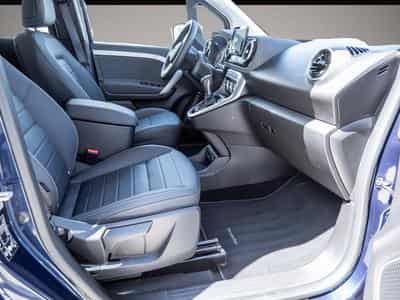 Mercedes 180 (2025) - Foto 2