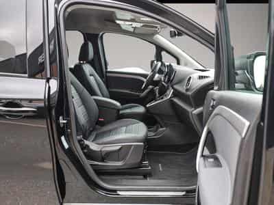 Mercedes 180 (2024) - Foto 2