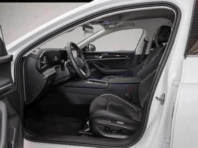 VW Passat (2025) - Photo 7