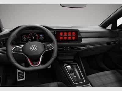 VW Golf (2024) - Photo 2