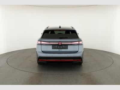 VW ID.7 Kombi Pro 210 kW (2026) - Photo 15