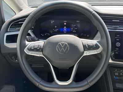 VW Touran 1.5 TSI 7 (2024) - Photo 9