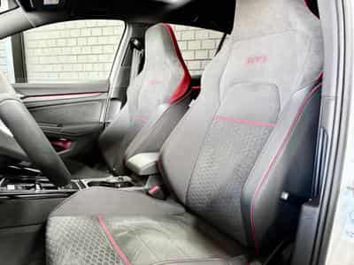 VW Golf GTI Clubsport 2.0 TSI 300 CV DSG7 *PACK PERF* AKRA* MATRIX * (2024) - Foto 8