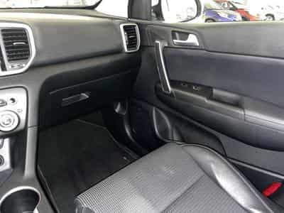 Kia Sportage 1.6 CRDi 136 7DCT ISG (2021) - Photo 9
