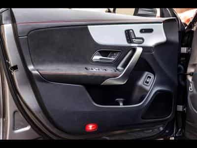 Mercedes CLA 200 COUPE AMG-LINE – MOUNTAINGRAU METALLIC (2019) - Photo 9