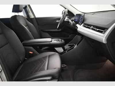 Bmw iX1 xDrive30 (2023) - Foto 6