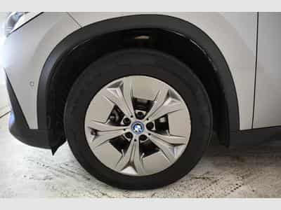 Bmw iX1 xDrive30 (2023) - Foto 9