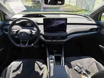 Skoda Enyaq RS Coupe 4x4 (2023) - Foto 8