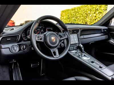 Porsche 911 .2 911 TARGA 4 3.0 GTS PDK – GT-SILVER (2018) - Foto 12