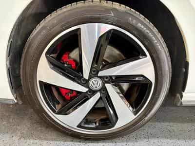 VW Polo Polo 2.0 TSI 200cv DSG GTI (2020) - Photo 3