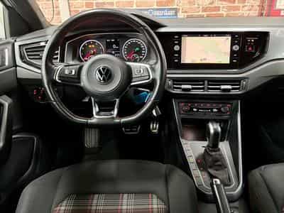VW Polo Polo 2.0 TSI 200cv DSG GTI (2020) - Photo 4