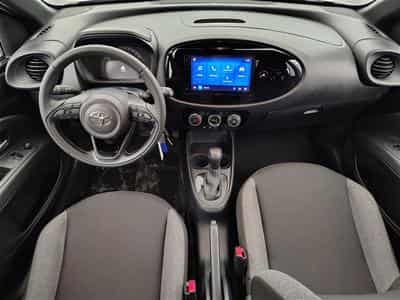 Toyota Aygo 1.0i VVT-i X play CVT *CARPLAY/CAMERA* (2024) - Photo 8