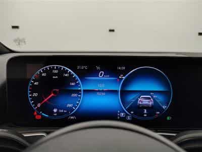Mercedes GLB 180 180d Autom. Business Solution S-CUIR / NAVI / FULL LED (2022) - Photo 9