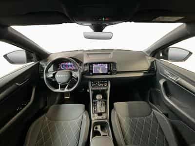 Skoda Karoq Sportline+DSG+4x4+Pano+AHK+Stand-H.+P.Travel-Ass. (2025) - Photo 2