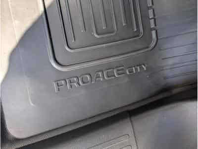 Toyota Proace CITY LWB 1.5L 100HP ACTIVE * GARANTIE CONSTRUCTEUR 9 ANS* (2025) - Foto 11