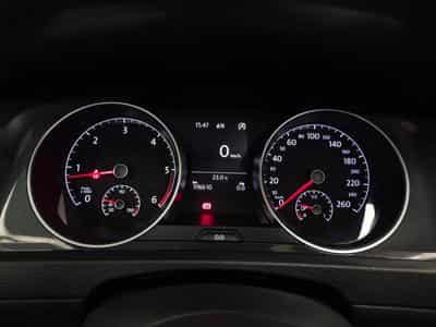 VW Golf TDI BLUEMOTION (2019) - Photo 12