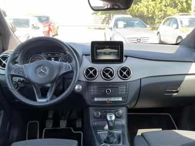 Mercedes B 200D 136 INSPIRATION (2017) - Photo 10