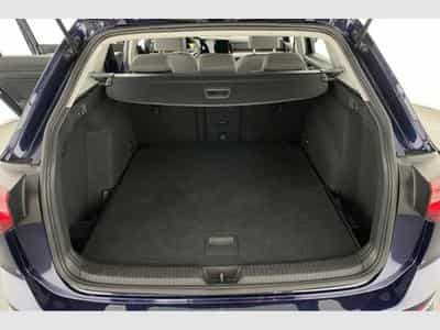 VW Golf Variant Alltrack (2022) - Photo 14