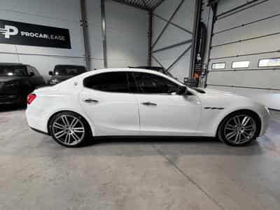 Maserati Ghibli 3.0 V6 S Q4 Automatik/ Xénon/Camera/Carbonne/20/Leder/VOLL (2016) - Photo 11