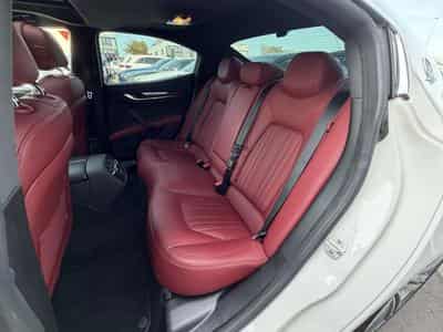 Maserati Ghibli 3.0 V6 S Q4 Automatik/ Xénon/Camera/Carbonne/20/Leder/VOLL (2016) - Photo 12