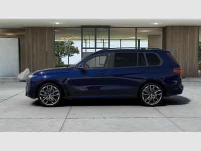 BMW X7 xDrive40d M Sport M Sportpaket HK HiFi DAB (2026) - Photo 2