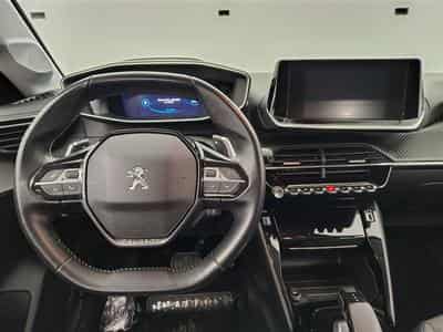 Peugeot 208 1.2 PureTech Allure Auto CarPlay / Caméra / JA 16' (2020) - Photo 9