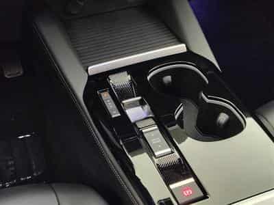 Citroen C5 X 1.2 PureTech 130cv EAT8 Plus NAVI / FULL LED / CUIR / CAMERA (2024) - Photo 12