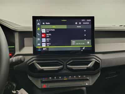 Dacia Duster 1.2 MHEV Hybrid *CARPLAY/CAMERA/PDC/JANTES/FULL LED* (2025) - Photo 11