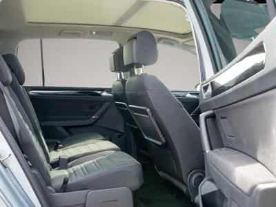 VW Touran (2024) - Foto 4
