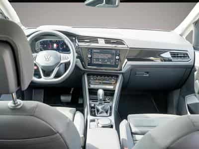 VW Touran (2024) - Foto 5