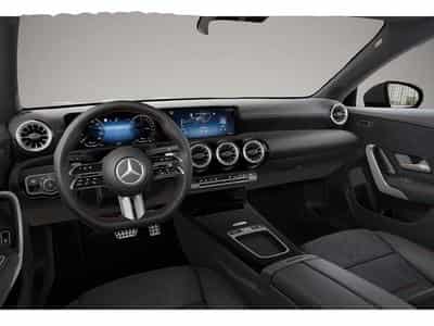 Mercedes GLA 200 (2025) - Photo 2