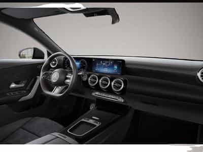 Mercedes GLA 200 (2025) - Photo 4