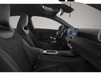 Mercedes GLA 200 (2025) - Photo 6