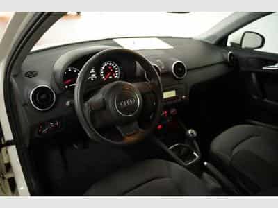 Audi A1 1,4 TFSI Attraction 2.Hand *Xenon *SHZ *Klima (2010) - Photo 5