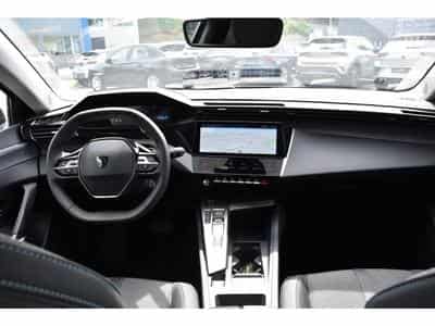 Peugeot 308 (2025) - Photo 9