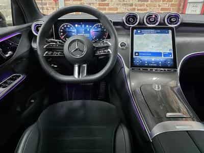 Mercedes GLA 200 (2025) - Photo 4