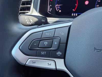 VW T-Roc T-Roc 1.5 TSI  /IQ/CAM/CARPLAY/1.HAND/GARANTIE (2025) - Foto 15