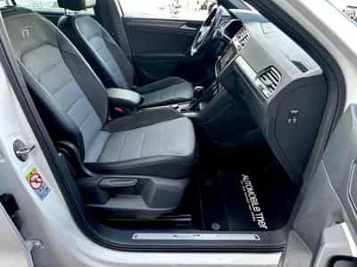 VW Tiguan Tiguan R line 2.0 TSI DSG 4Motion /LED/ACC/AHK/ (2018) - Foto 11
