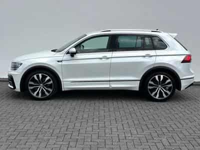 VW Tiguan Tiguan R line 2.0 TSI DSG 4Motion /LED/ACC/AHK/ (2018) - Foto 8