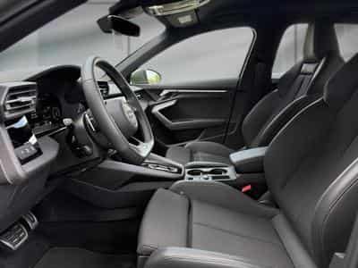 Audi A3 -32% 40 TFSI e 204ch S line S tronic 6 (2025) - Photo 11