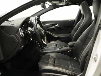 Mercedes CLA 180 Urban *18 *Pano *Navi (2016) - Photo 5