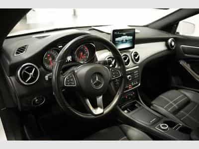Mercedes CLA 180 Urban *18 *Pano *Navi (2016) - Photo 6