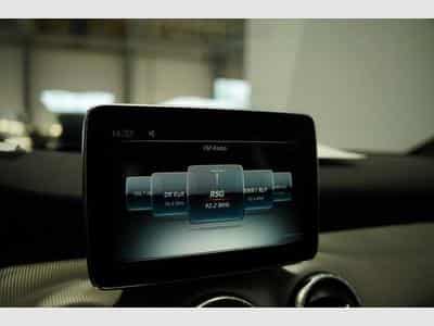 Mercedes CLA 180 Urban *18 *Pano *Navi (2016) - Photo 8