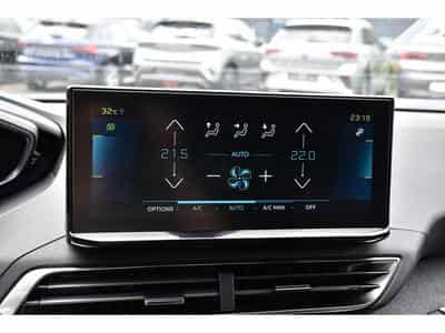 Peugeot 3008 1.6 Hybrid PHEV 180 Allure e-EAT8 LANE CAM 1° MAIN (2025) - Foto 15