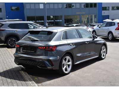 Audi A3 Sportback 35 TFSI S-Line S-Tronic PANO SONOS ACC CAM NEUVE (2025) - Foto 4