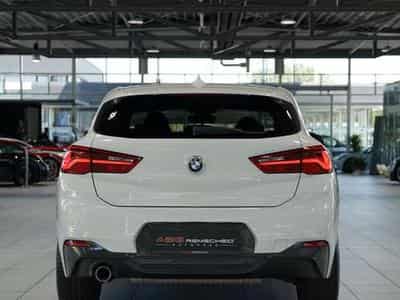BMW X2 sDrive 18 i M Sport *Sportsitze *PDC *H&K (2019) - Foto 9
