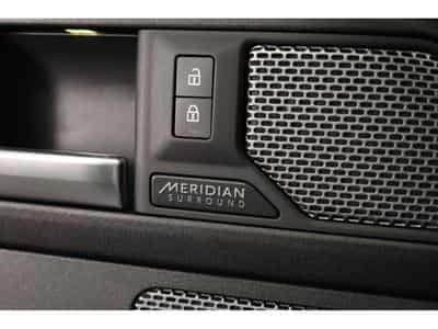 Land-Rover Defender P525 V8 CARPATHIAN EDITION (2022) - Photo 7