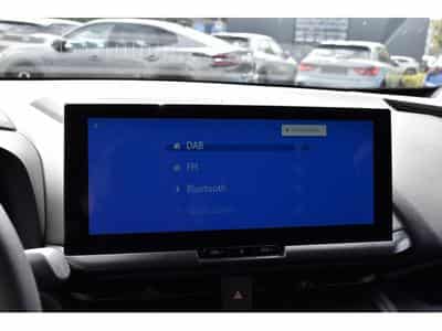 Toyota C-HR 1.8i VVT-i Hybrid Dynamic Plus ACC LANE SIDE GPS CAM 1° MAIN (2025) - Foto 11
