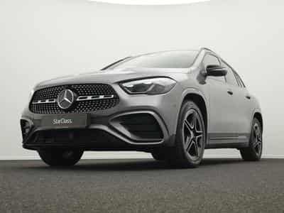 Mercedes GLA 200 d AMG-Line (2025) - Photo 8